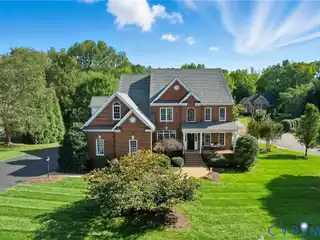 Grand Manor Elegance with Expansive Entertaining Spaces