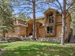 Luxury Home on a Wooded Lot in Woodmoor