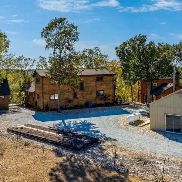 LIFESTYLE LIVING AT GRAND LAKE IN OKLAHOMA