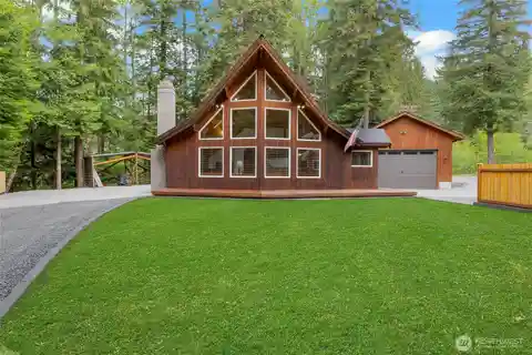 Mountain Retreat in Desirable Crystal River Ranch