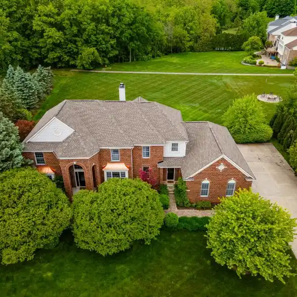 ENTERTAINER’S DREAM WITH STUNNING GREAT ROOM