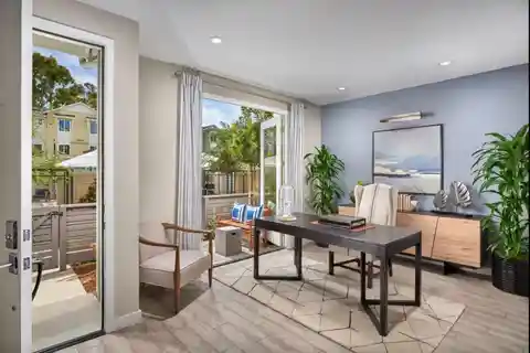 Stunning Townhome in Winslowe