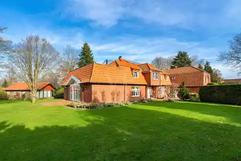 Impressive Residence with Spacious Garden House