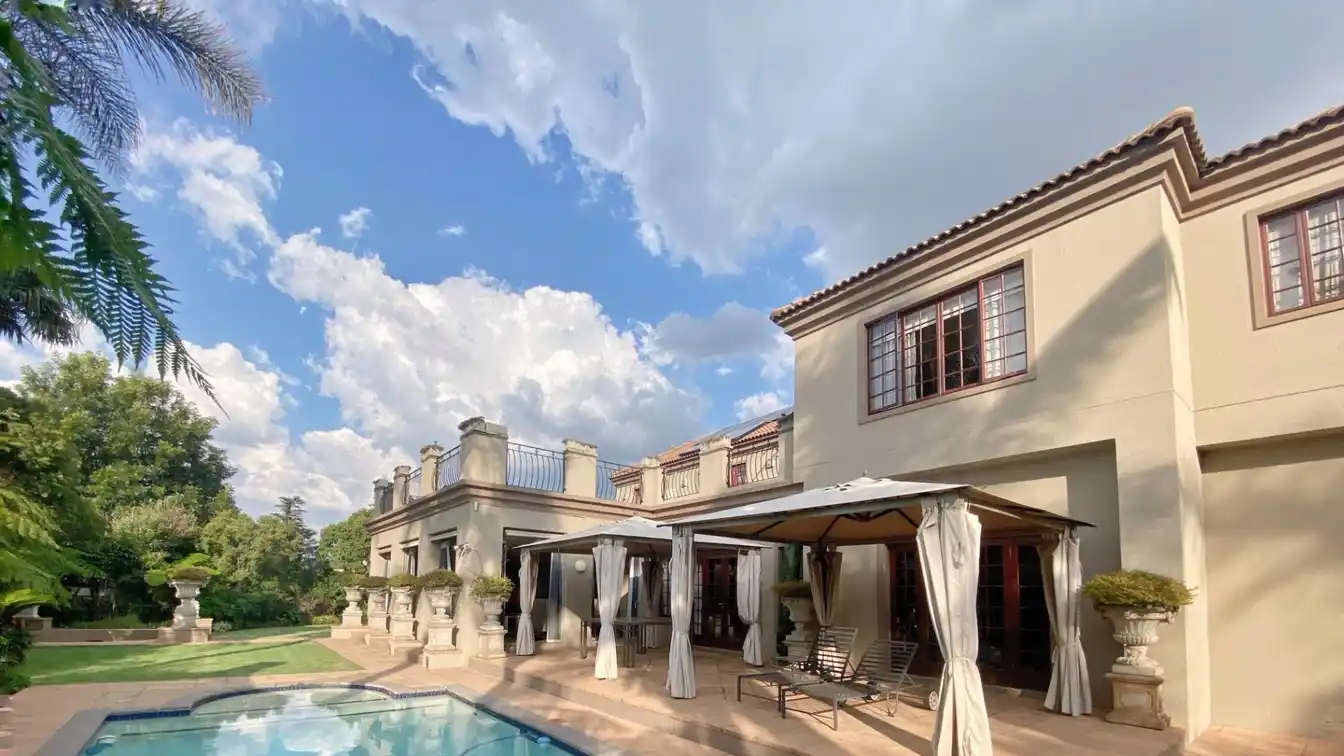 Grand Residence with Unequalled Style