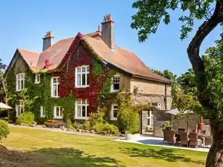 Superb Edwardian House in an Unrivaled Position