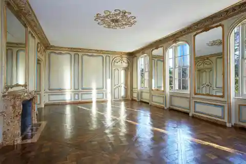 Exceptionally Grand Fifth Avenue