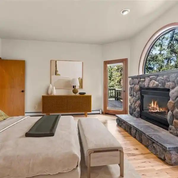 FOUR BEDROOM DUPLEX IN THE DILLON NEIGHBORHOOD