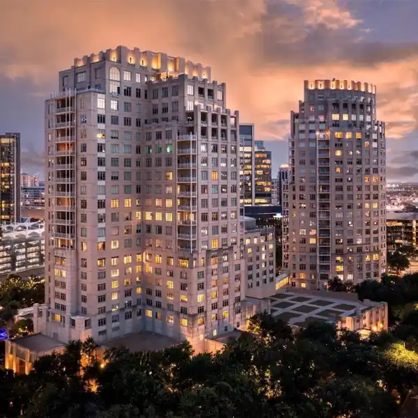 SOPHISTICATED SUB-PENTHOUSE AT THE RITZ-CARLSON RESIDENCES