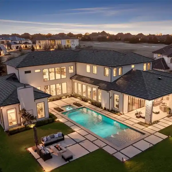 PREMIER PROPERTY IN EXCLUSIVE WIMBERLY PLACE
