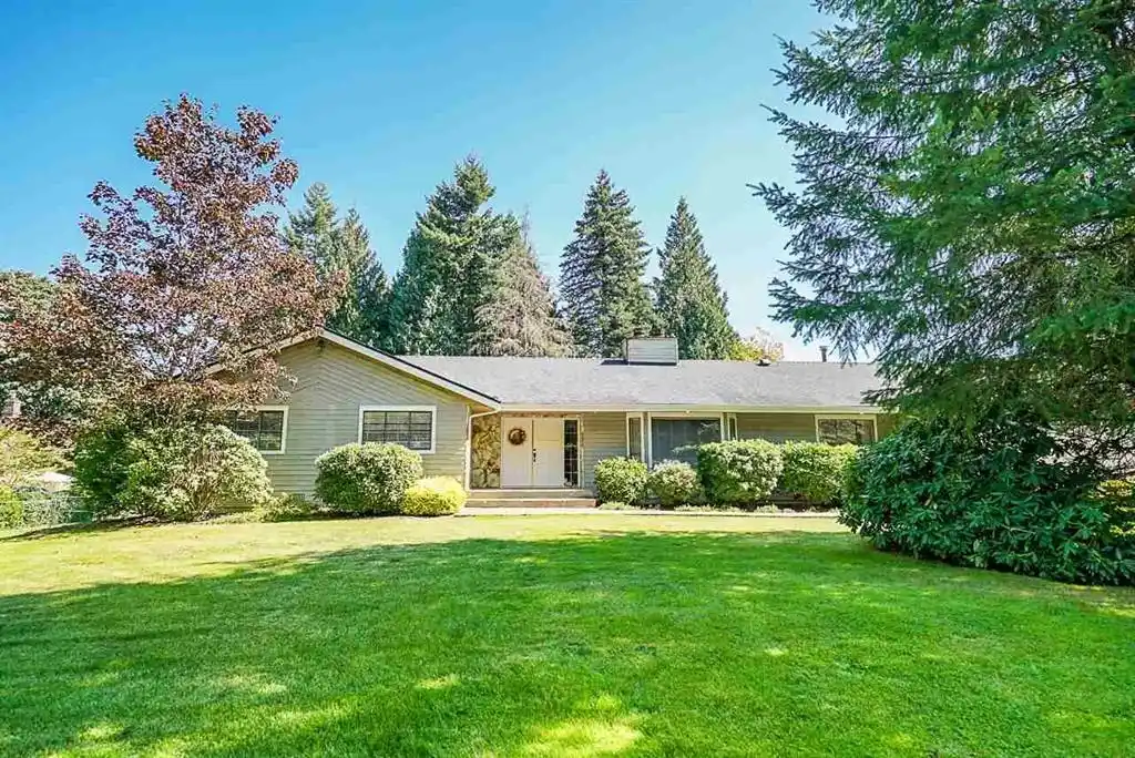 Sprawling Property with Great Potential