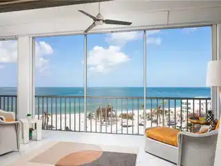 Spectacular Penthouse in Barefoot Beach Club