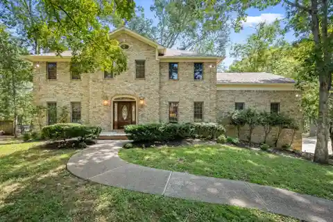 Completely Remodeled Estate Home on the Stones River