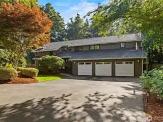 Elegant Estate Retreat with Expansive Private Grounds