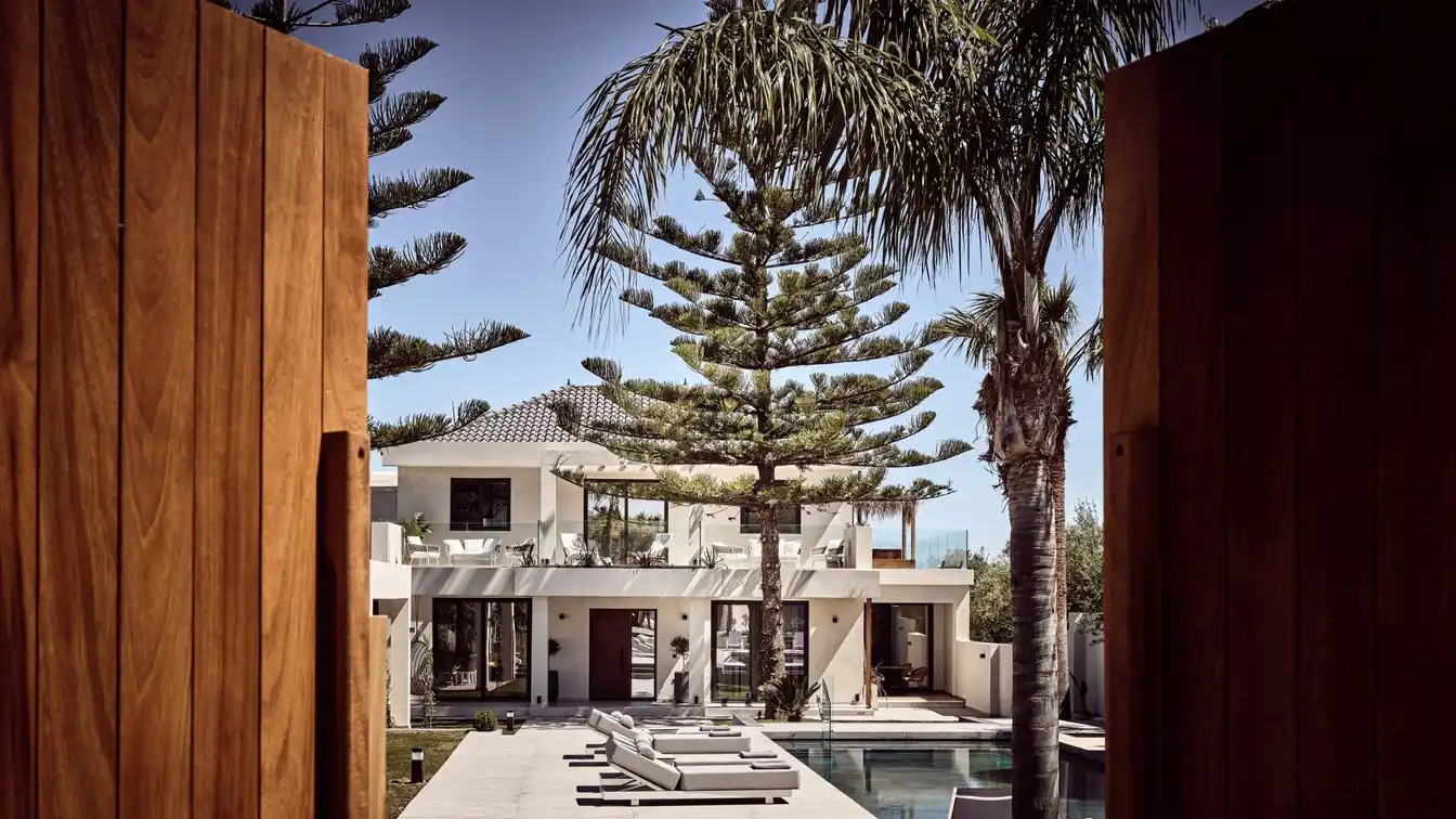 Elegant Luxury Villa