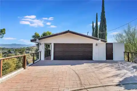 Mid-century Modern Hilltop Home