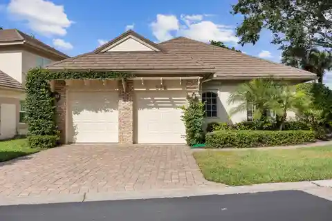Lakeview Pelican Bay Home with Private Cabana