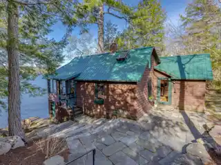 Lakeside Cottage on Squam Lake