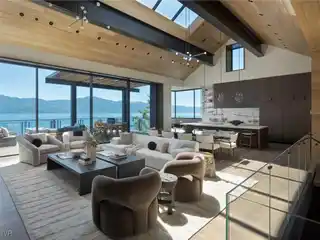 New Lakefront Construction on Crystal Bay