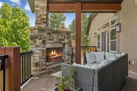 Stunning Home in Sought-After Wild Willow