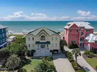 Expansive Eight Bedroom Oceanfront Home