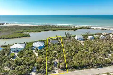 Stunning Gulf Property with Panoramic Water Views