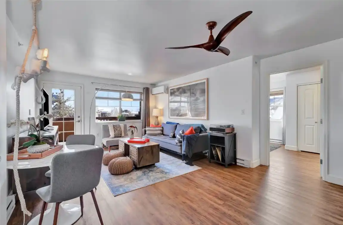 Chic Condo in Wildhorse Meadows