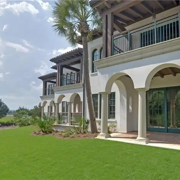 SEA ISLAND RETREAT WITH PANORAMIC VIEWS
