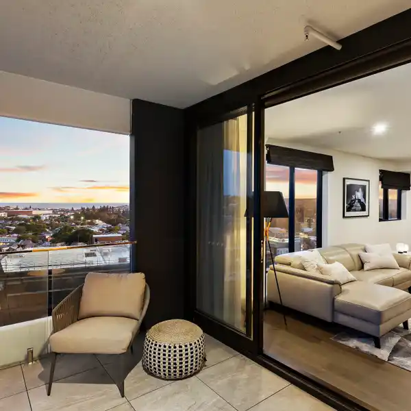 WORLD-CLASS LIFESTYLE APARTMENT