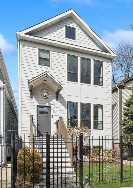Amazing Home in Roscoe Village