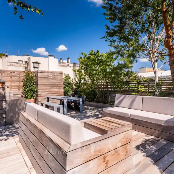 PEACEFUL APARTMENT WITH ROOF TERRACE