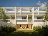 STUNNING HOUSE WITH TWO PRIVATE GARDENS