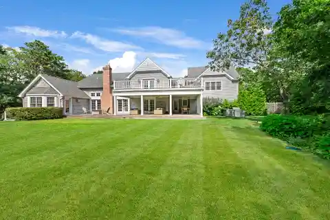 Beautifully Renovated Wainscott Traditional Home