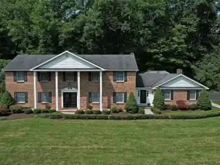 Elegant Colonial in Sought-after Lymestone Hill