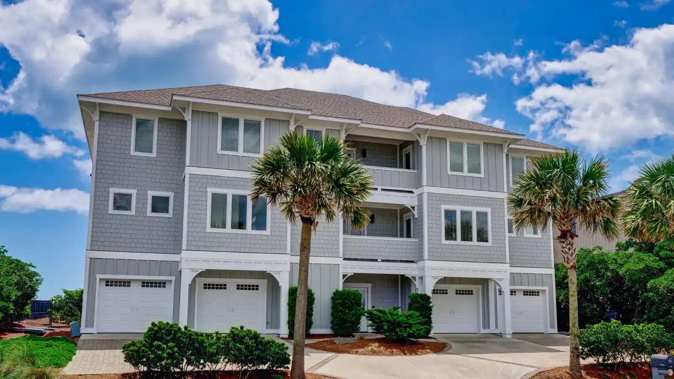 Exceptional Figure Eight Island Property