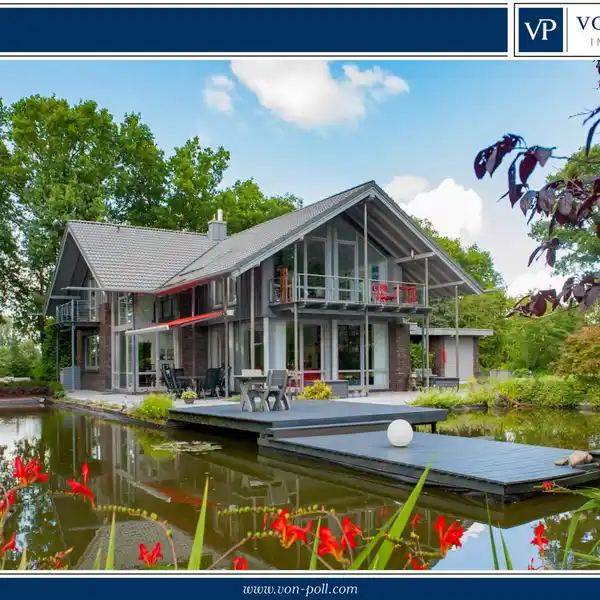 ARCHITECT-DESIGNED HOUSE WITH LARGE PLOT IN A VIRTUALLY SECLUDED LOCATION