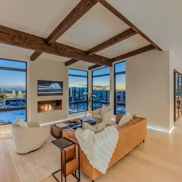 CONTEMPORARY TIMBER FRAME IN BETHLEHEM