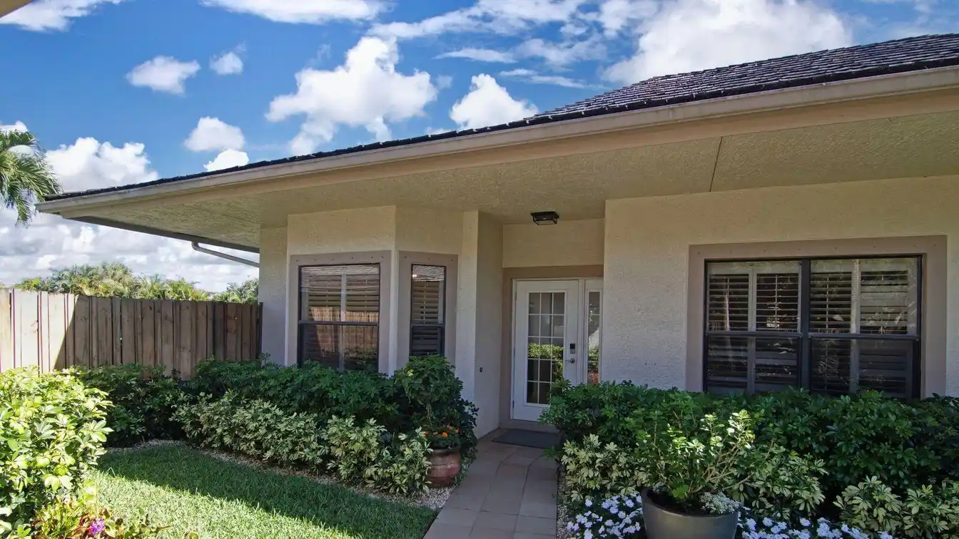 Fabulous Bungalow in Golf & Tennis Village
