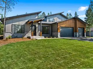 The New Benchmark for Luxury in Mountain Watch