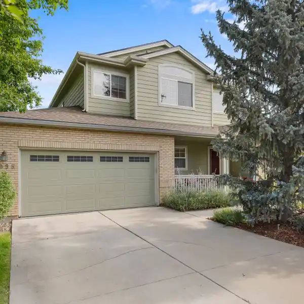 UPDATED GEM ON A DOUBLE LOT IN FOUR MILE CREEK