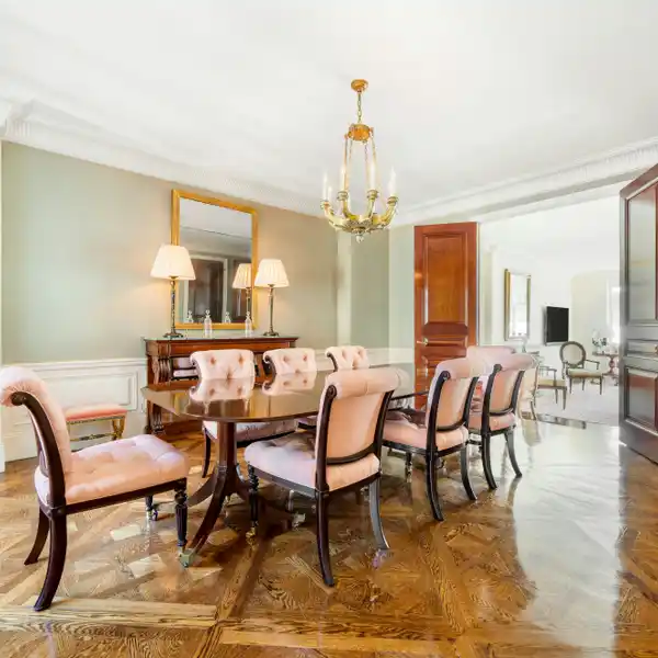 STUNNING MILLAN HOUSE DUPLEX