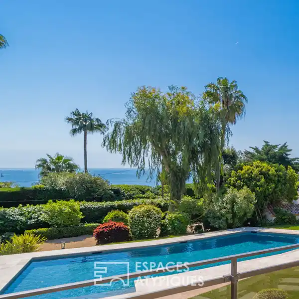 CHARMING VILLA WITH POOL IN A PRIVILEGED LOCATION