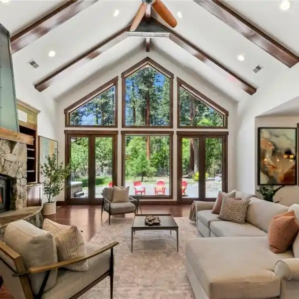EXCEPTIONAL HOME IN MILLCREEK