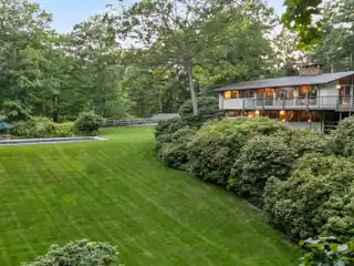 Custom Mid-Century Deck House