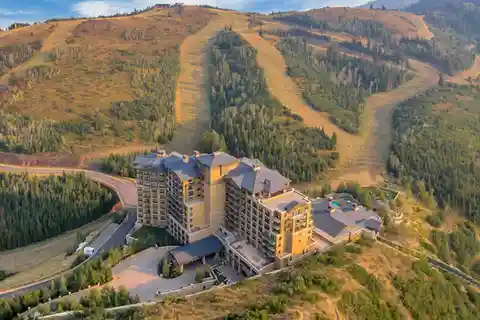 Slope-Side Sophistication at St. Regis Deer Valley