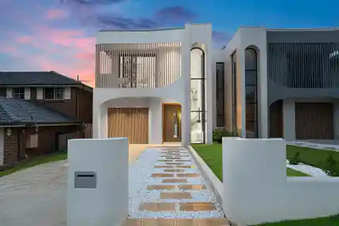 Striking Brand New Residence