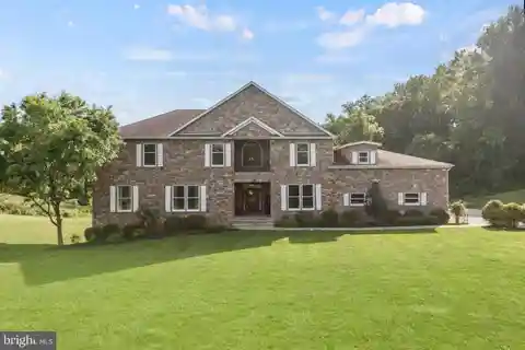 Traditional Design with Modern Flair