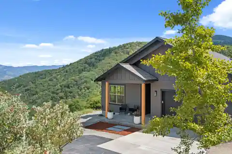 Luxury with Privacy and Efficiency