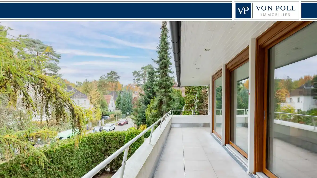 Modernized Two-family Architect-designed Villa in Berlin-frohnau