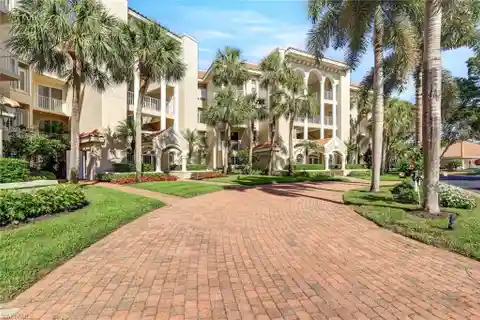 The Perfect Blend of Sophistication and Serenity