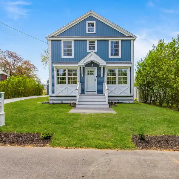COMPLETELY RENOVATED HOME IN A COASTAL NEIGHBORHOOD